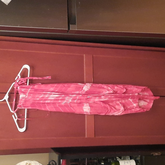 Romper - Picture 2 of 4